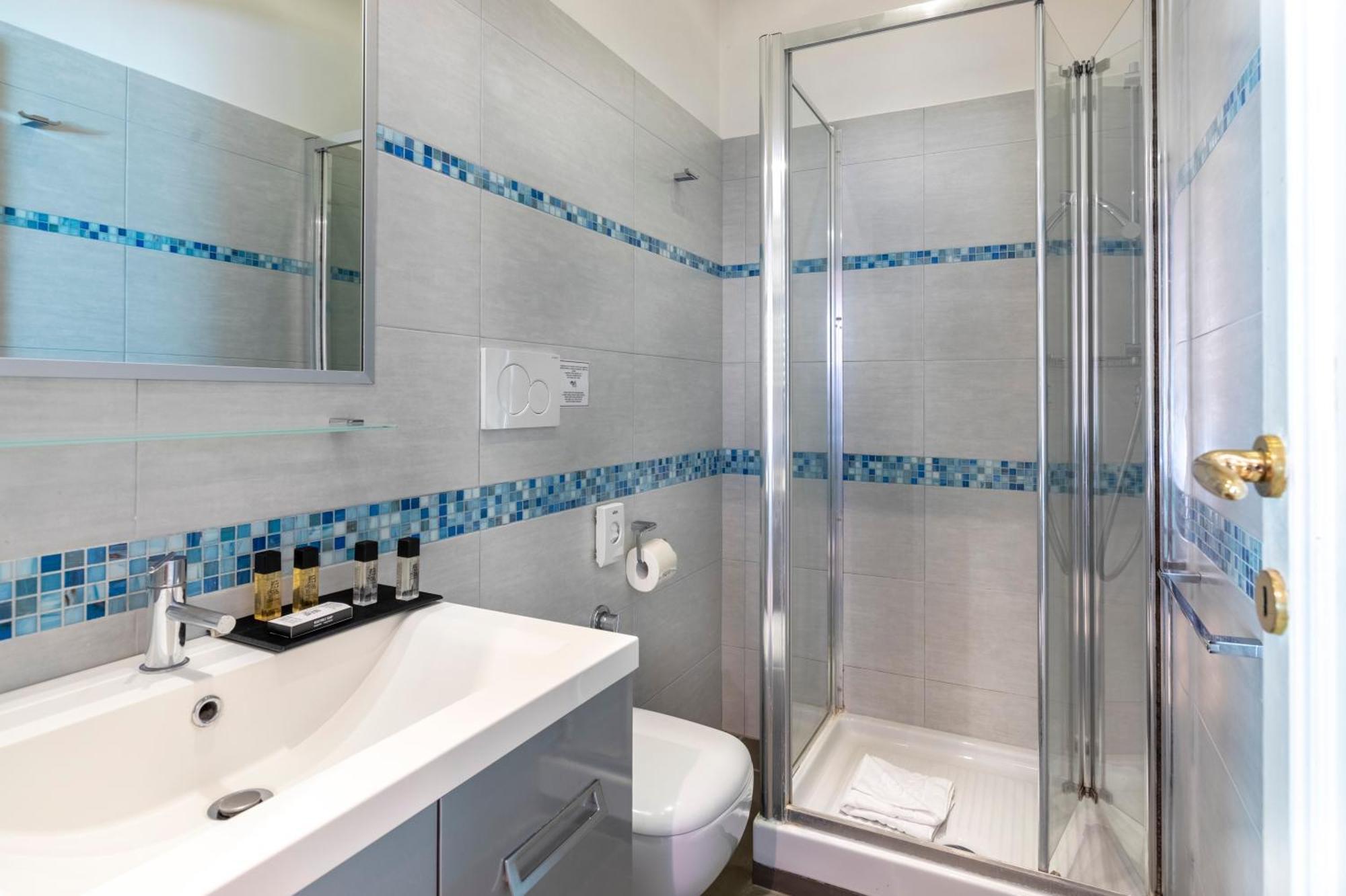 Romac Mazzini With 5 Bedrooms Near The Vatican Apartment